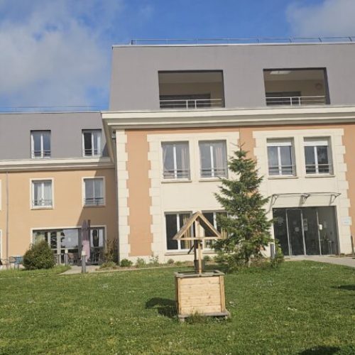 EHPAD-VERRIERE-LE-BUISSON-1024x478